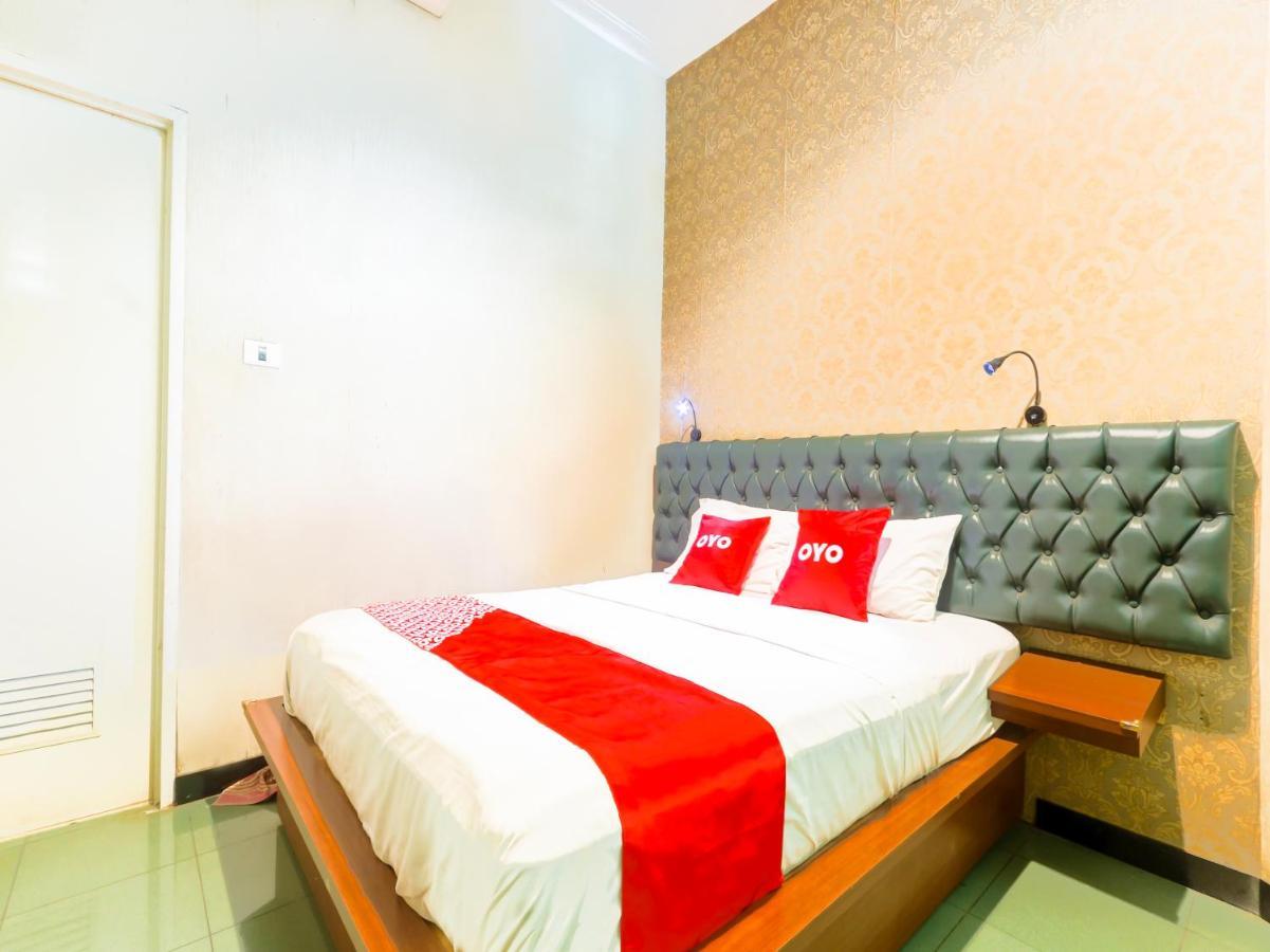 Oyo 90788 Nillo Hotel Kebumen ภายนอก รูปภาพ