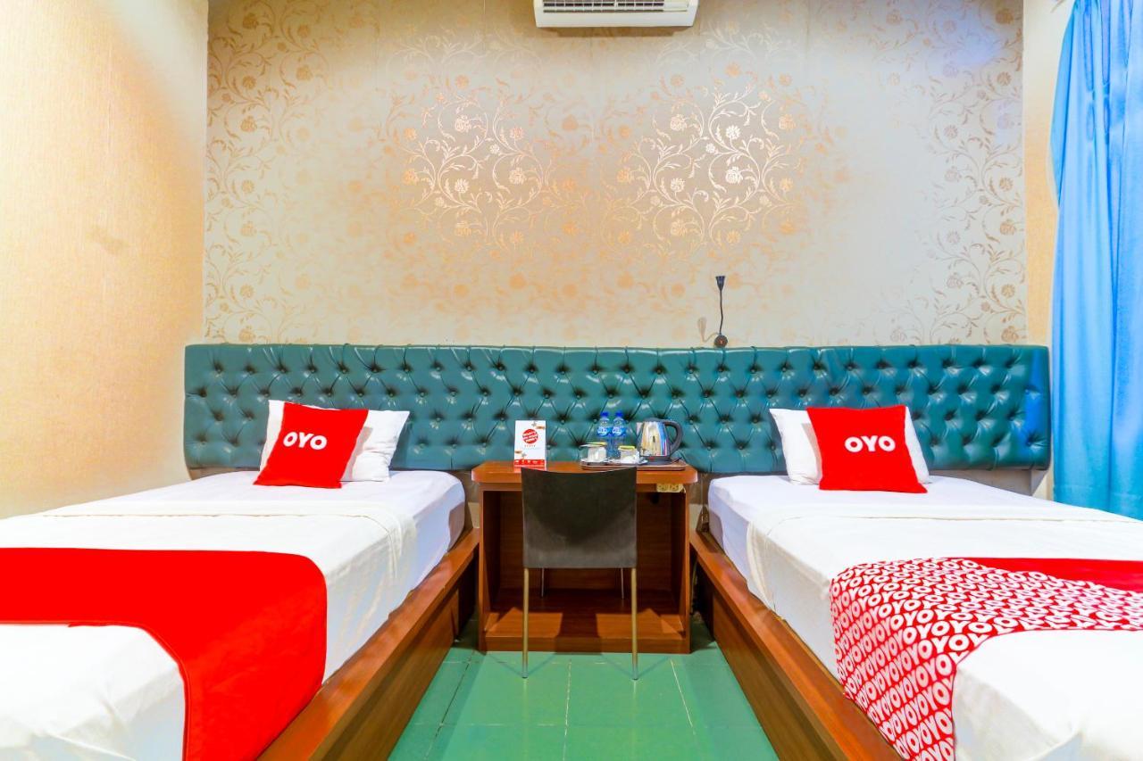 Oyo 90788 Nillo Hotel Kebumen ภายนอก รูปภาพ