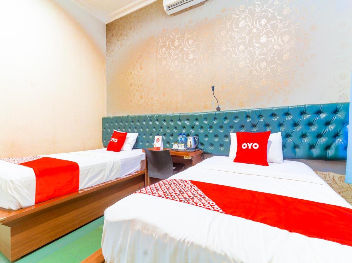 Oyo 90788 Nillo Hotel Kebumen ภายนอก รูปภาพ